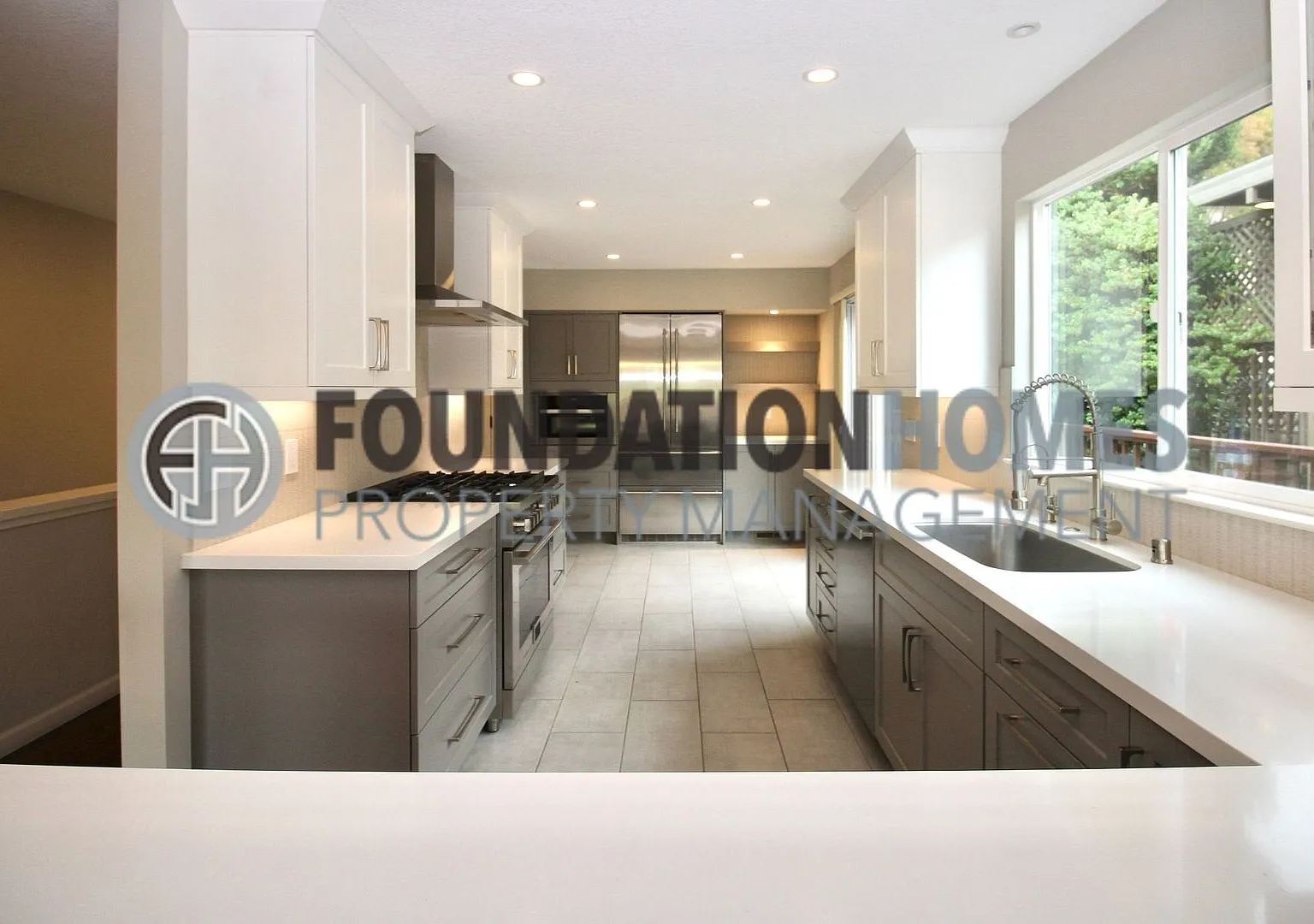 Rare Five-Bedroom Home With Views, Space & Nature At Your Doorstep - Foundation — Photo 3