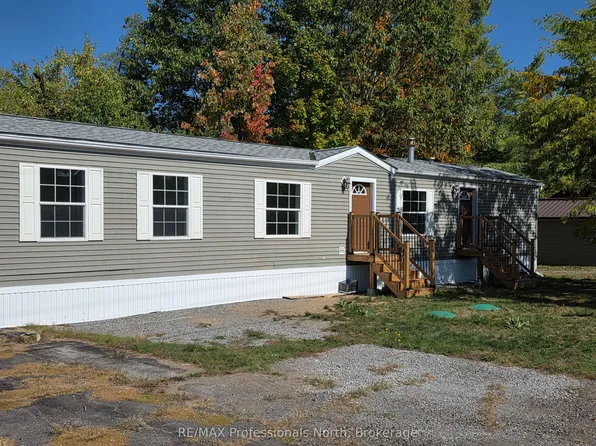 1013 7th Ln, Minden Hills, ON K0M 2K0