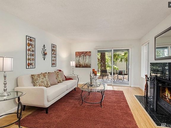 3rd image of 14655 NE 31st St
