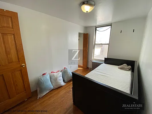 Rented by ZealEstate Group Inc | media 9