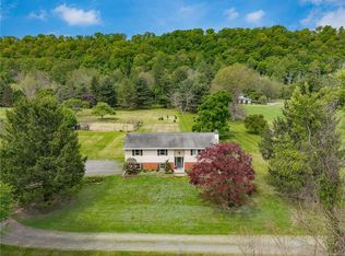 1 Cross Creek Ln, Upper Black Eddy, PA 18972