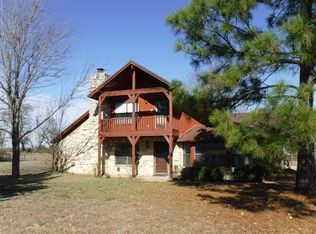 220 Horseshoe Dr, Springtown, TX 76082