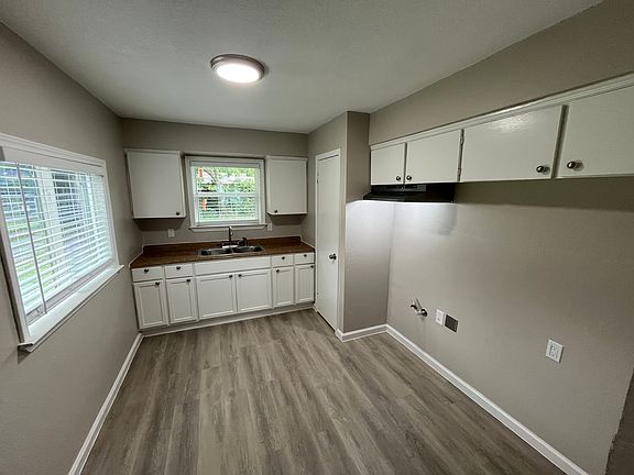 5th image of 14215 Osage Dr