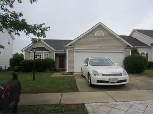 5719 Waverly Lynn Ln, Charlotte, NC 28269