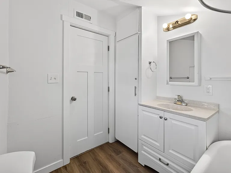 710 S L St #3 — Photo 14