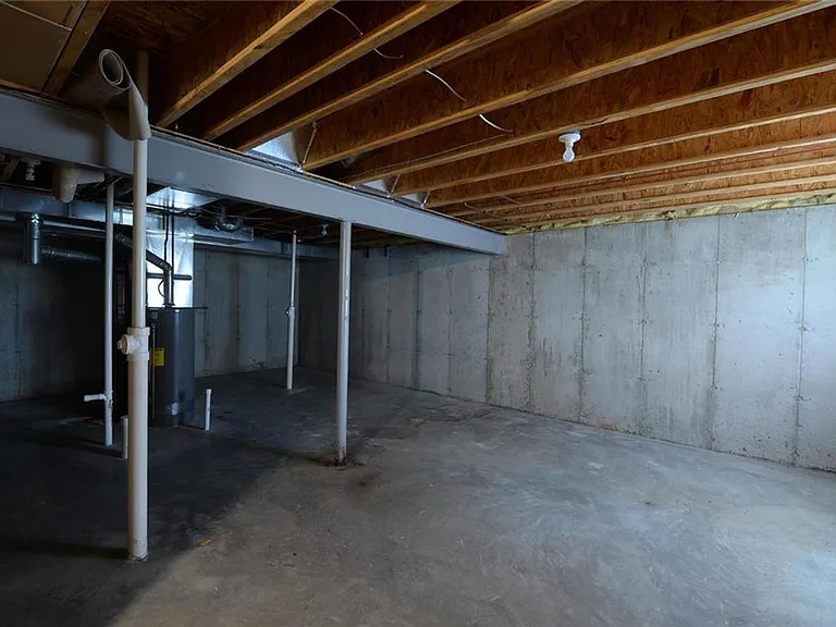 4644 Richmond Forest Dr — Photo 40