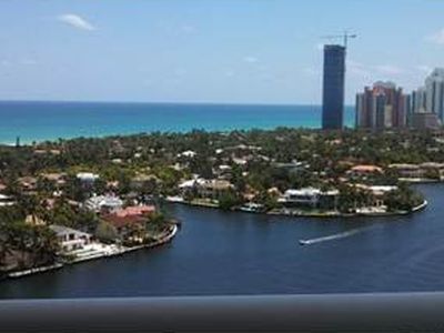 20515 E Country Club Dr APT 845, Aventura, FL, 33180