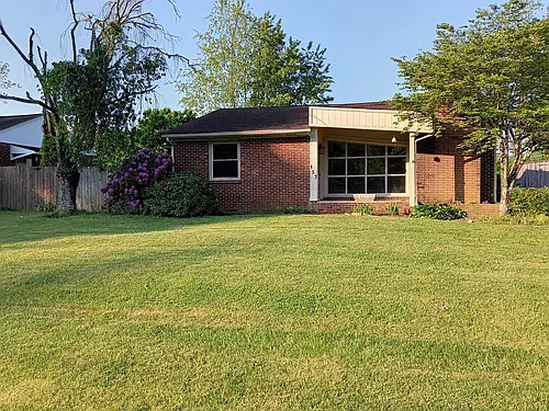 157 Arlington Dr Photo 1