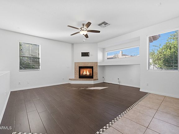 5th image of 14604 W CLARENDON Avenue