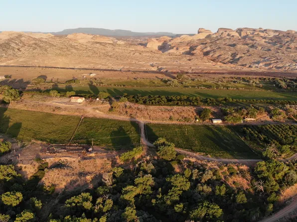 4551 S 600 E, Torrey, UT 84775