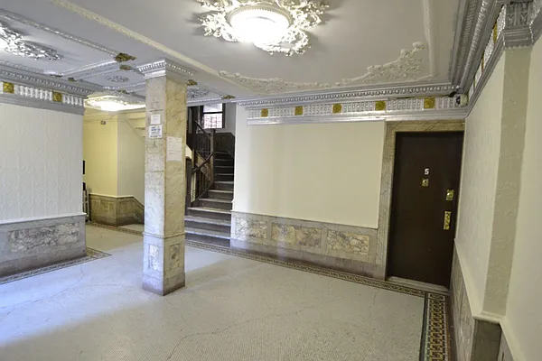 Rented by Bohemia Realty Group | media 24