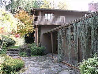 1st image of 1621 Elliott Ave NW