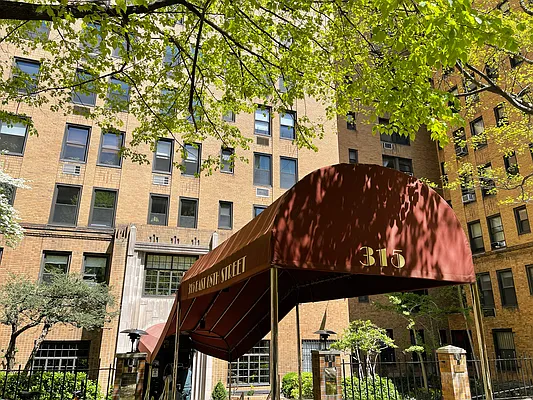 Sold by Brown Harris Stevens | media 21