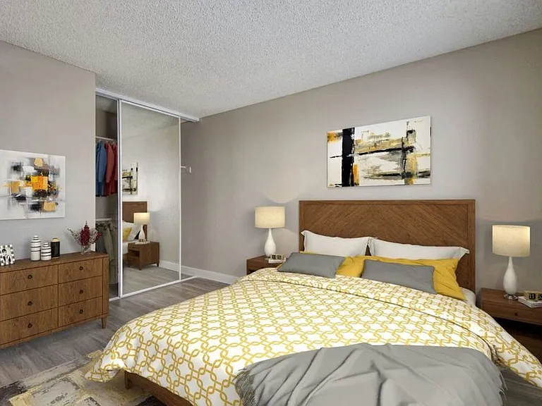 La Jolla Blue Apartments — Photo 7