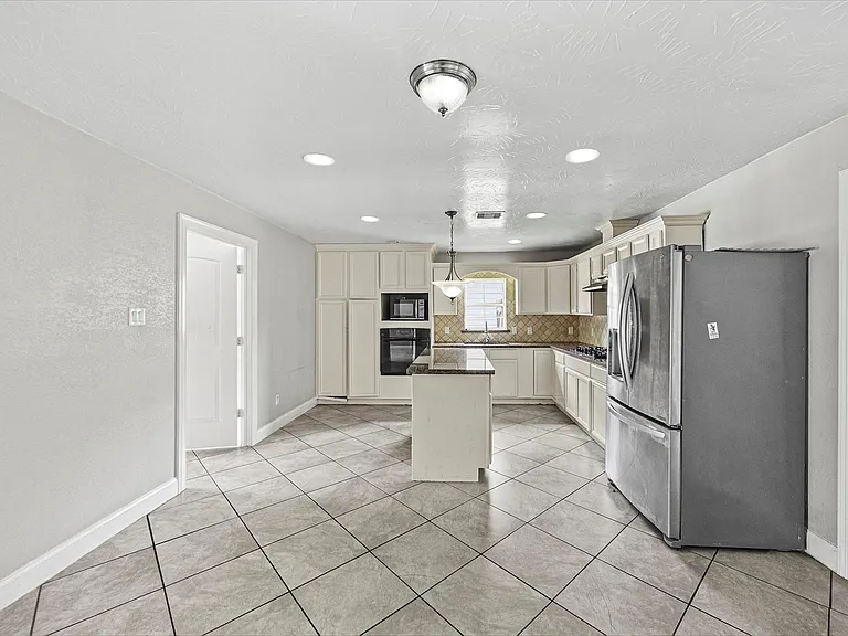 1209 Dogwood Dr — Photo 14