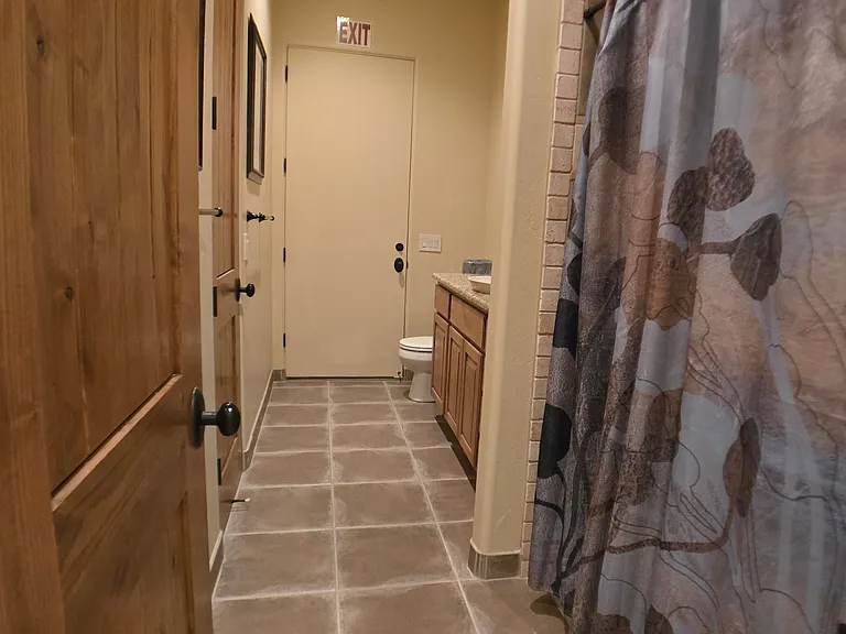 2394 W Valley View Dr #2 — Photo 9