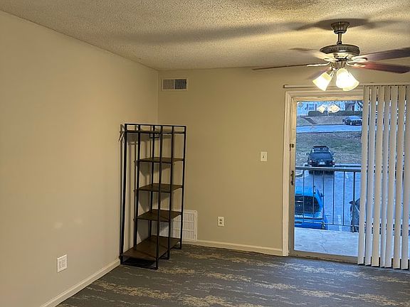 3rd image of 7992 Shady Oak Trl APT 148