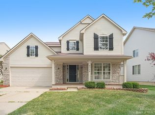 8214 Webster Dr, Dexter, MI 48130