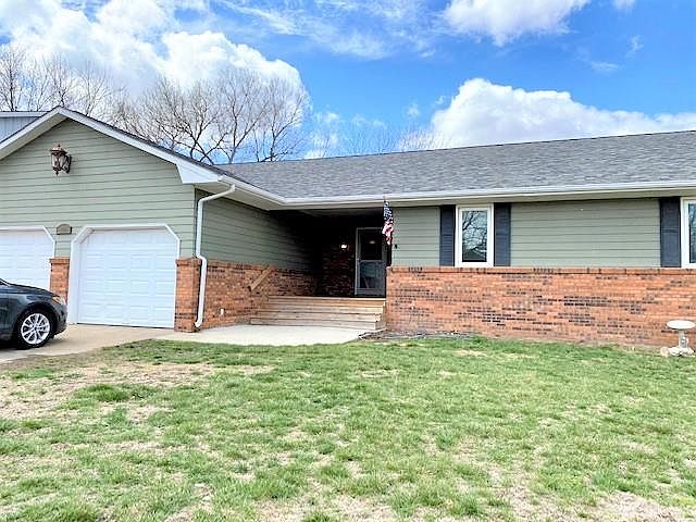 1st image of 420 Seitz Dr