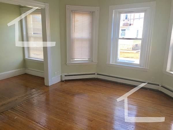 2nd image of 76 Easton St APT 02