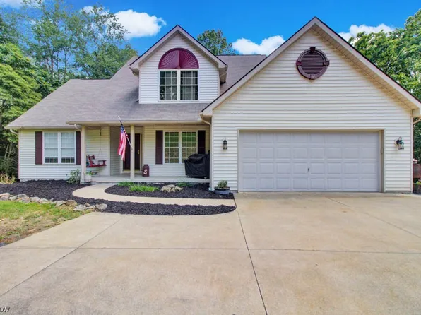 32 Comanche Trl, Malvern, OH 44644