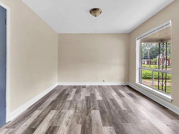 2nd image of 3451 Tutwiler Ave