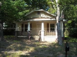 504 Woodlawn Dr, Statesville, NC 28677