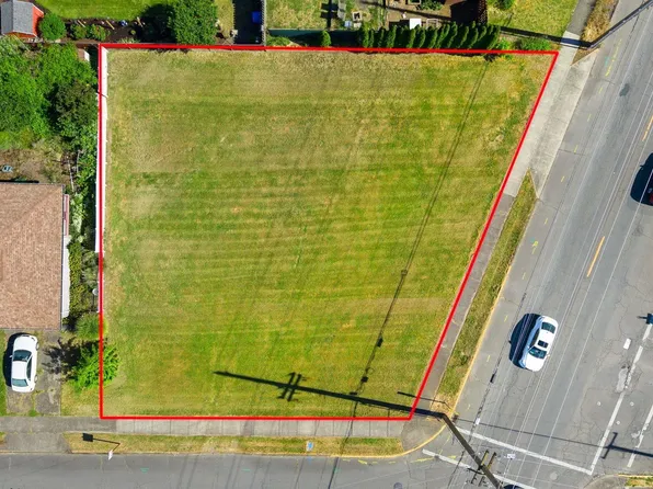 510 N Main St, Mount Angel, OR 97362