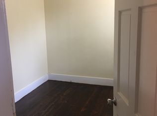 185 Cherry Ln, Airmont, NY 10952
