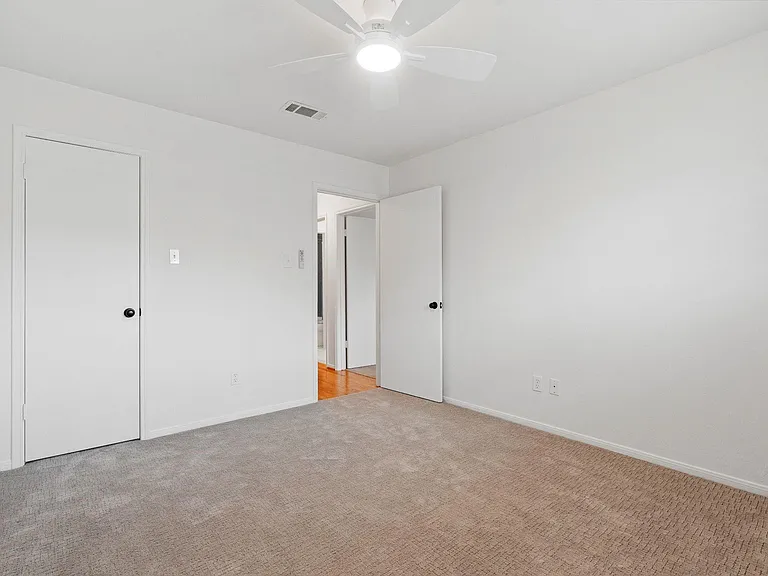 727 Bunker Hill Rd #15 — Photo 36