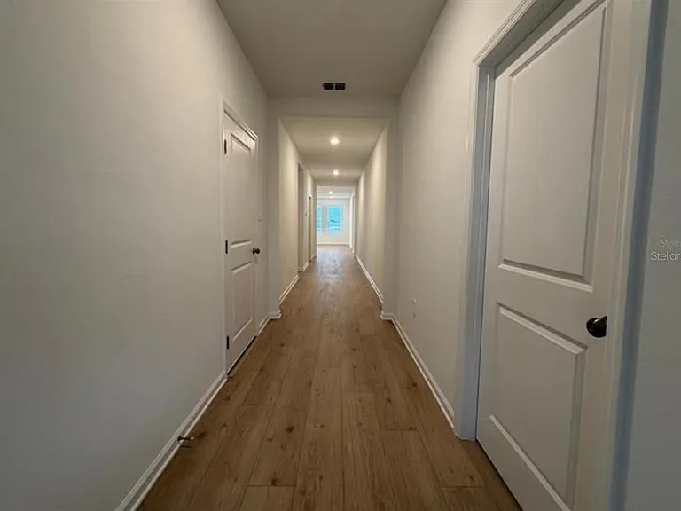 1607 Loxley Trl — Photo 3