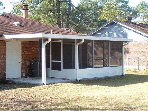 Screened in patio area