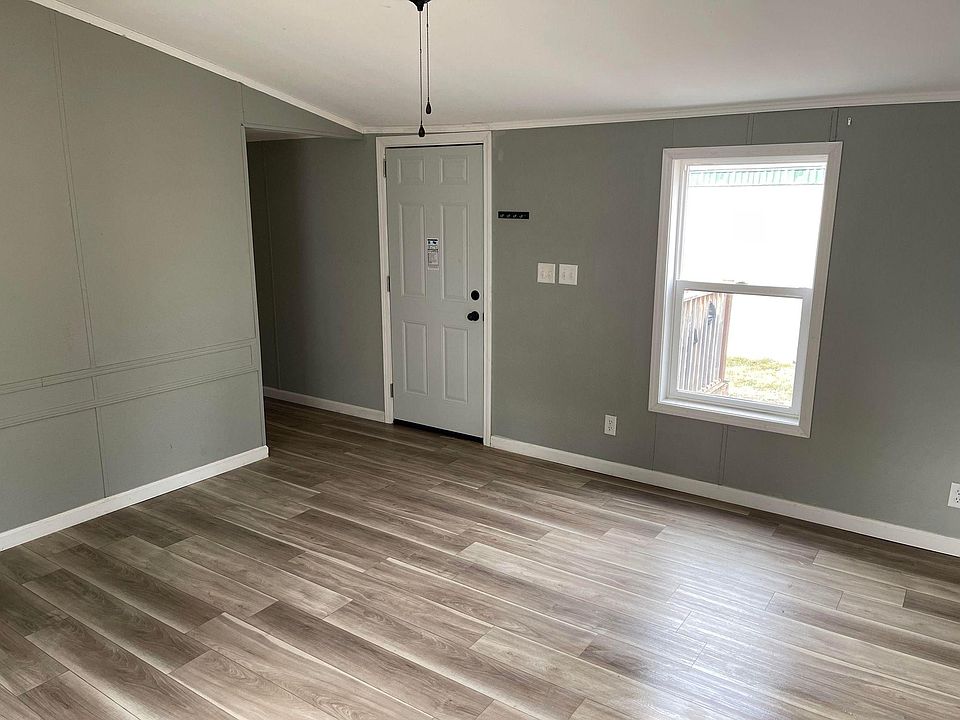 723 N Main St Loami, IL, 62661 Apartments for Rent Zillow