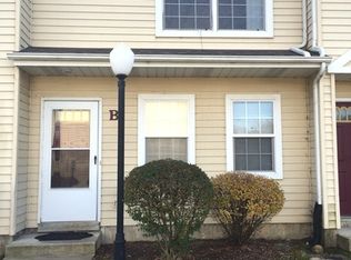659 W Liberty St UNIT B, Wauconda, IL 60084