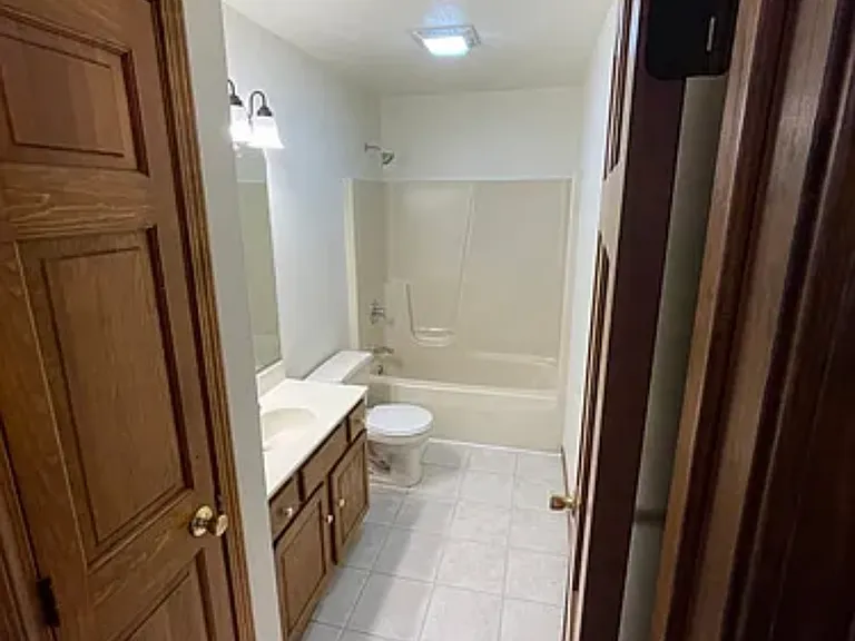 718 & 722 8th Pl SW #718 — Photo 4