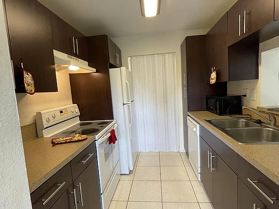 3rd image of 3957 NW 87th Ave #1