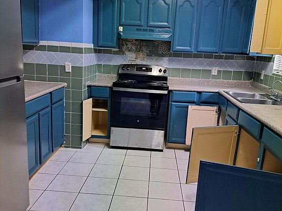 5th image of 6010 Melanite Ave