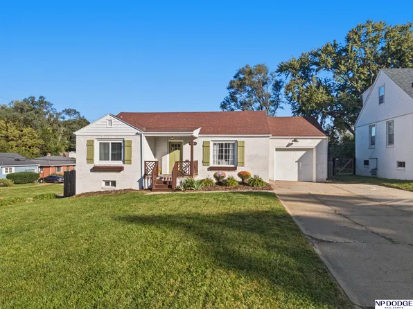 4946 Pratt St, Omaha, NE 68104