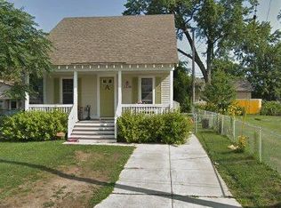 2936 Glenbroke St, Keego Harbor, MI 48320