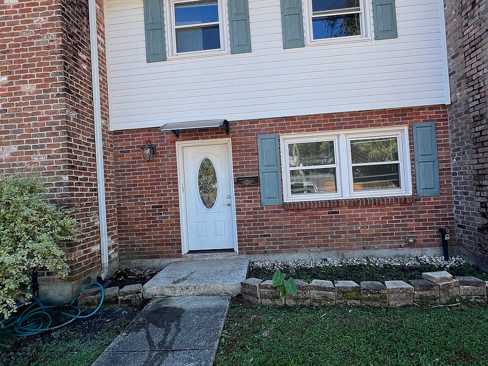 1st image of 218 Terry Pkwy APT B
