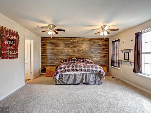 3rd image of 306 Robert Price Ct