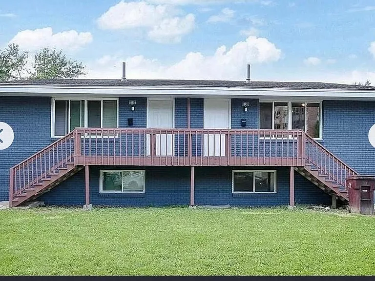 3117 Grimes Ave N — Photo 1