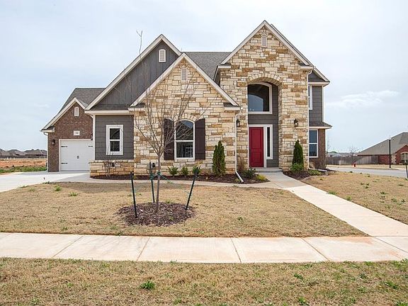 2nd image of 318 Glade Ct