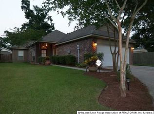 8094 Essen Cove Dr, Baton Rouge, LA 70809