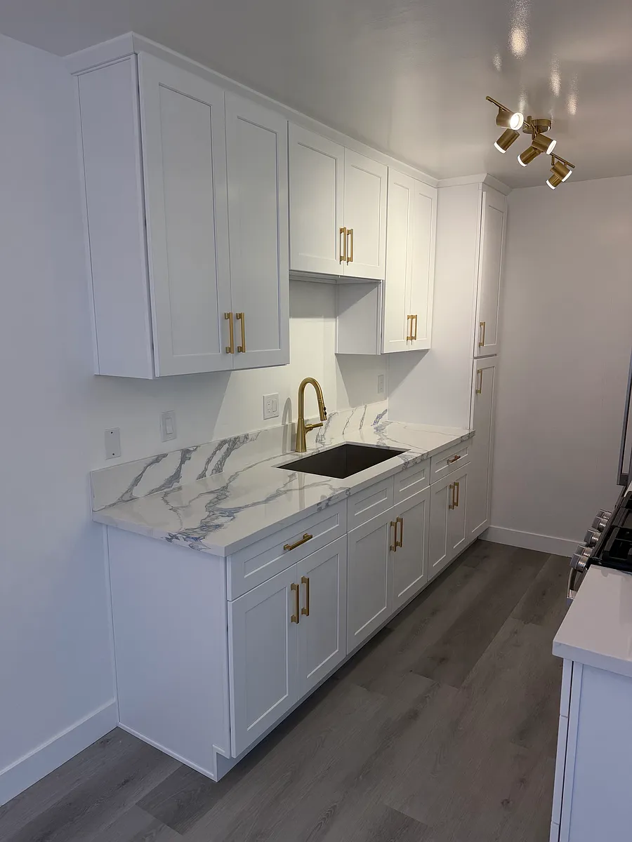 Building Photo - 432 Palm Dr #4