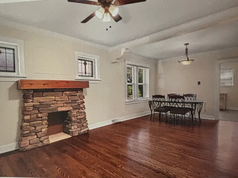 1464 Sproule Ave — Photo 2