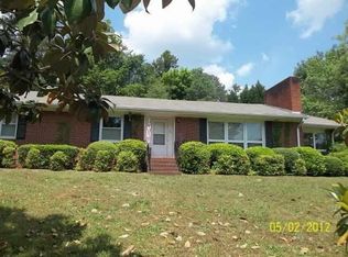402 Northwood Dr NE, Rome, GA 30161