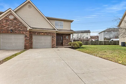 136 Lowell Ct Photo 1