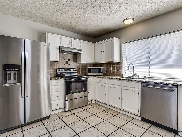 2930 Churchill Way — Photo 10