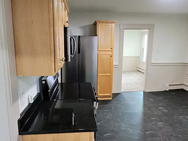 51 Summit St — Photo 15